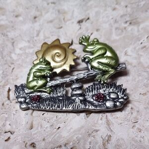 Vintage 2007 Patricia Dash "Enjoy The Ride" Frog Brooch